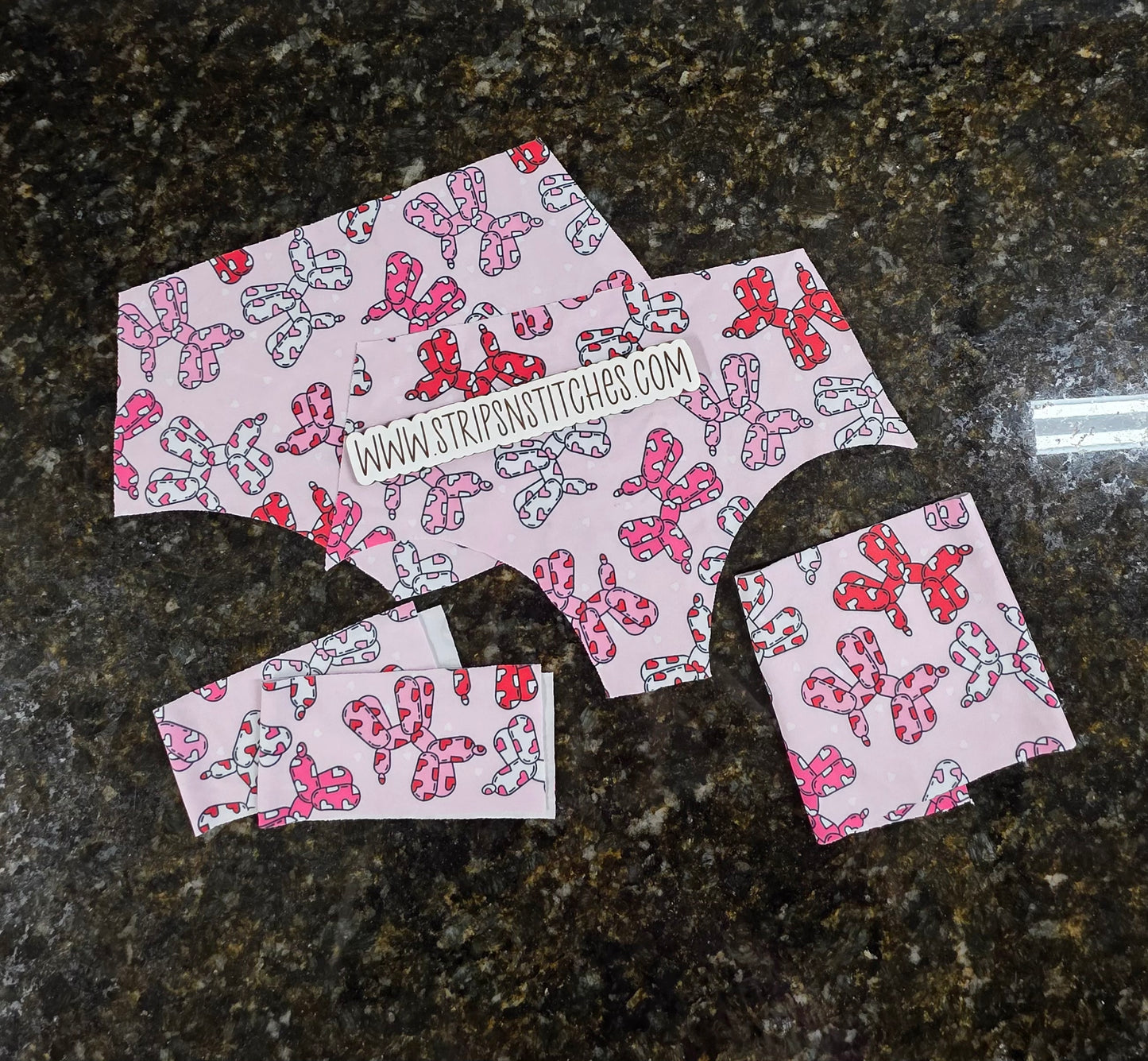 Valentine Balloon Dogs 9-12 Months Bummies