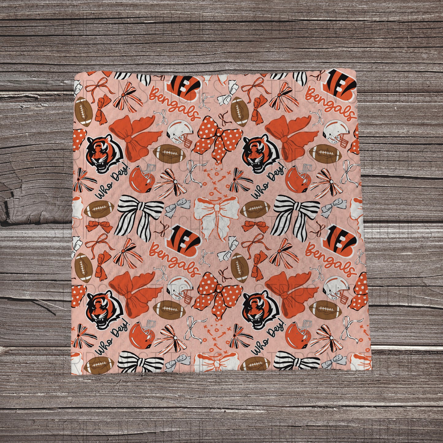 Scattered Bows & Football | All 32 Teams Available | Fabric Strip- Bow Making