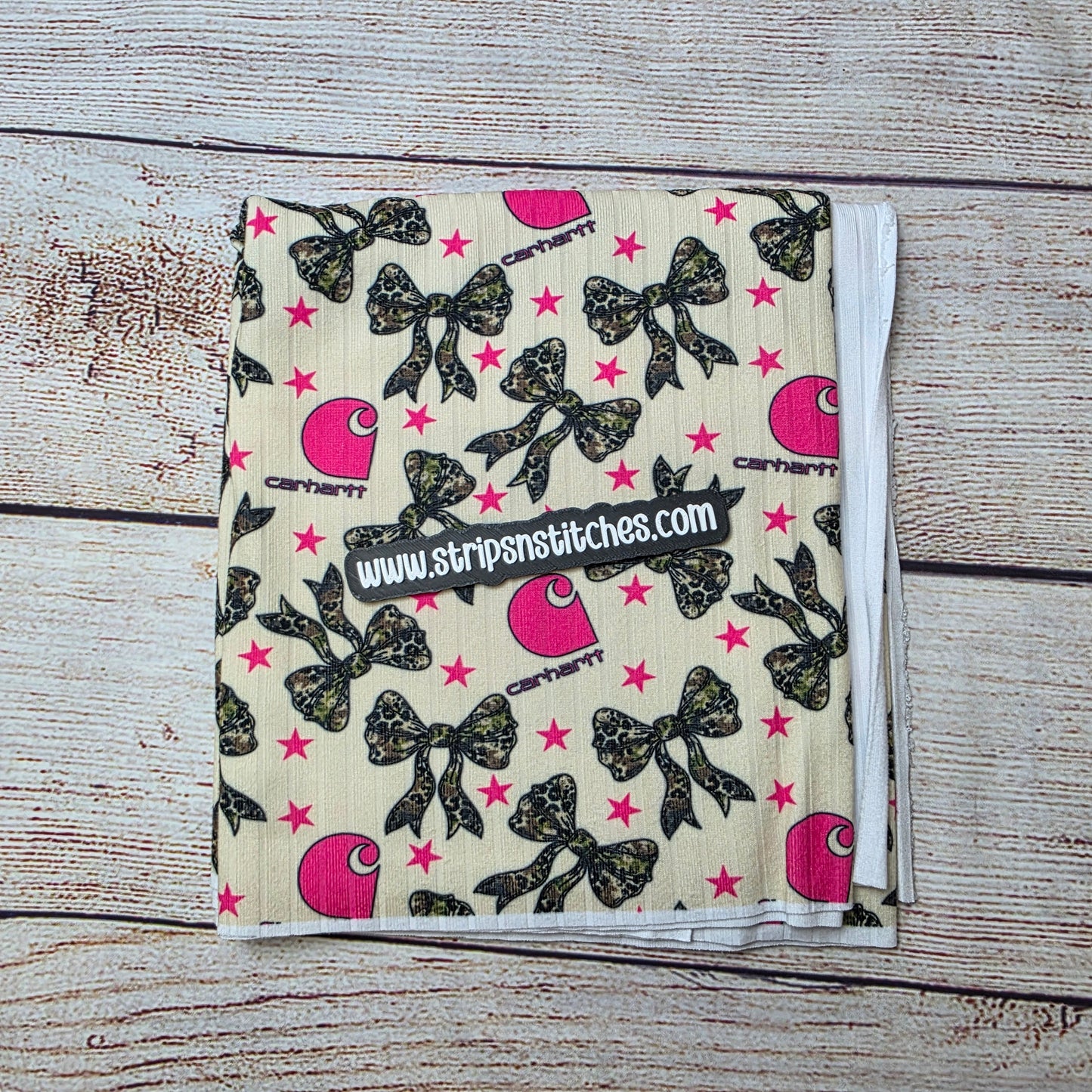 Camo Bows Pink C-Heart - Half Yard- Wide Rib