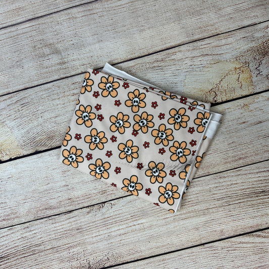 Full Yard - Skull Flowers