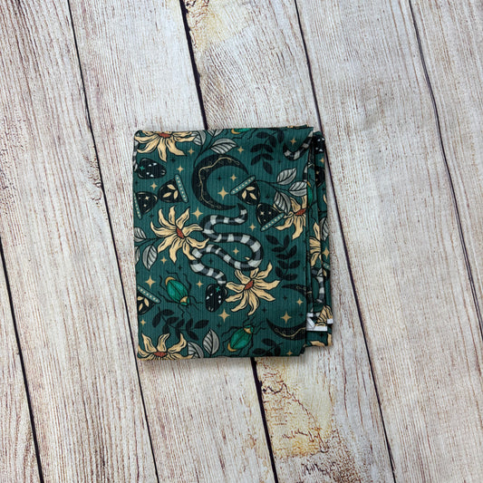 Full Yard- Snakes & Flowers