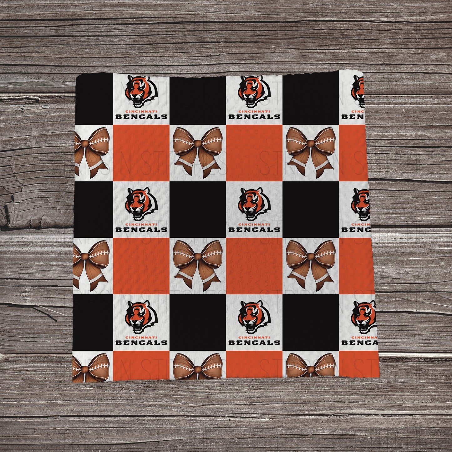 Checkered Pro Football & Bows *EXCLUSIVE* | All 32 Teams Available | Fabric Strip- Bow Making